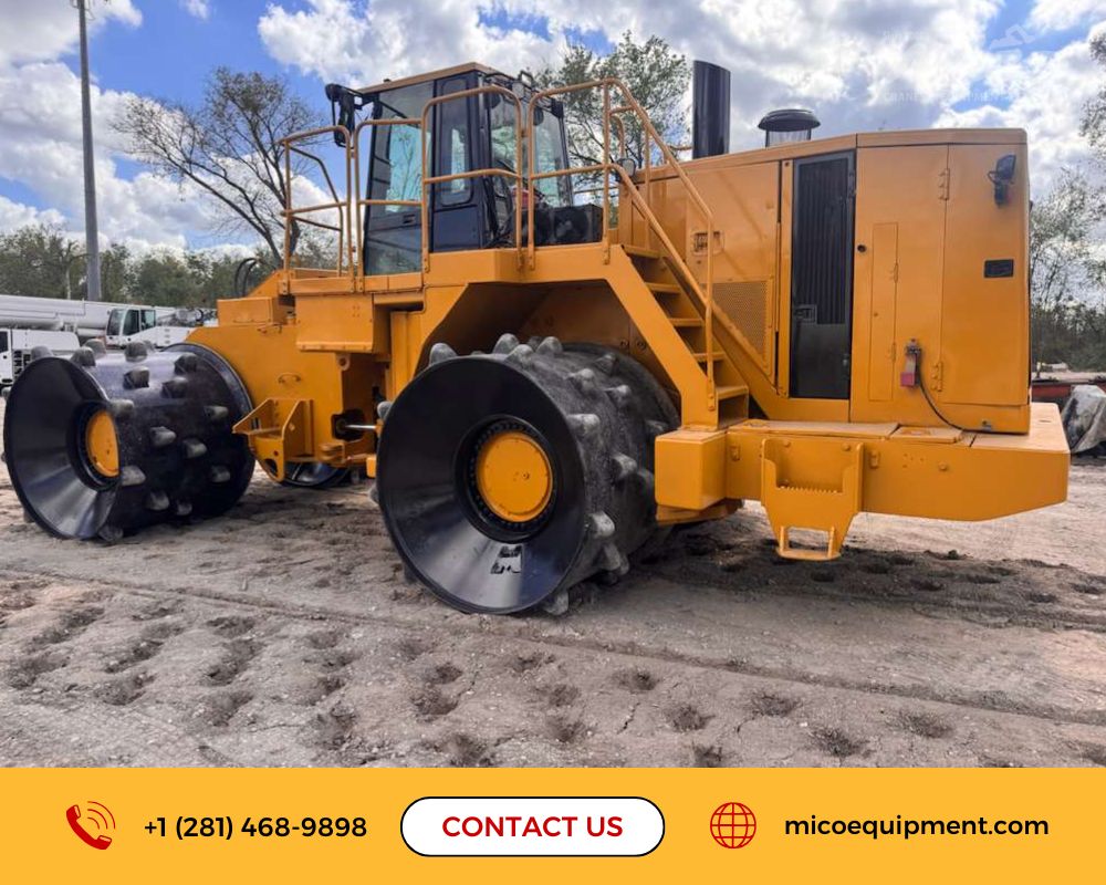 Used CATERPILLAR Landfill Compactor for Sale in Houston, Texas